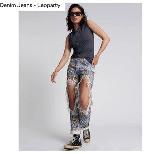 Truckers Mid Waist Straight Leg Denim Jeans - Leoparty